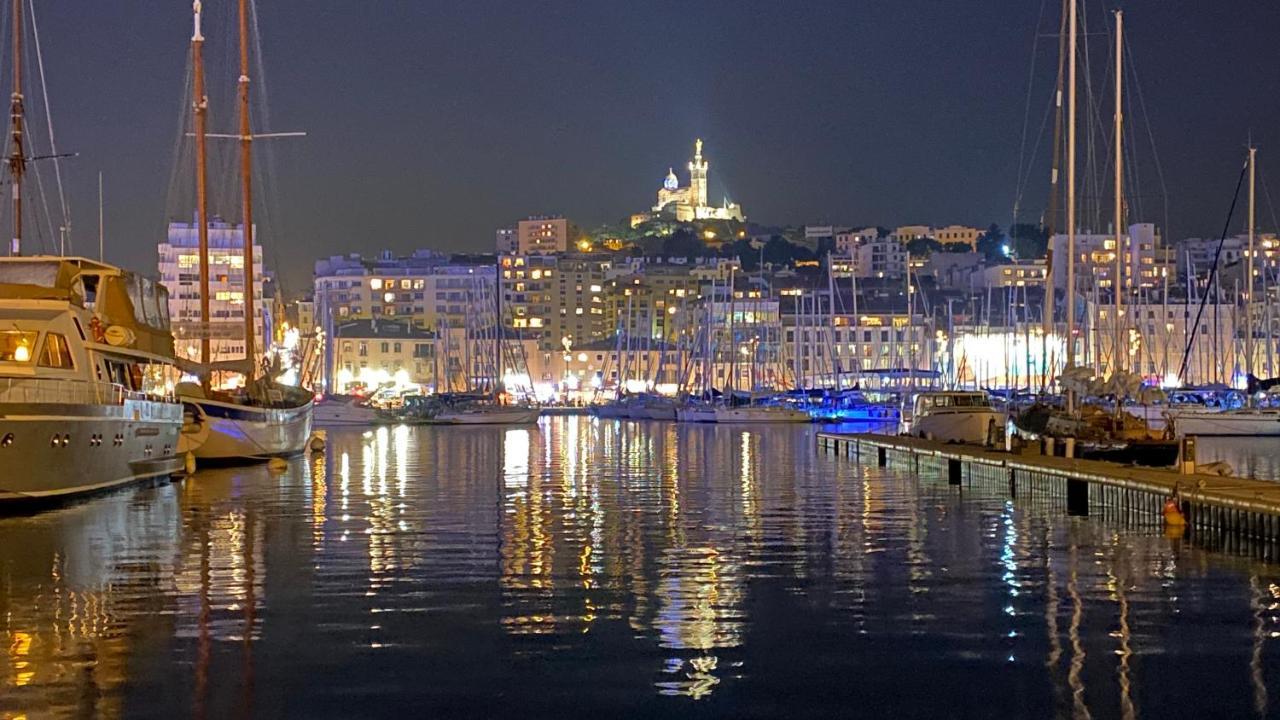 Escale Marseillaise, Grand T2 Calme, Pres Du Vieux Port Pour 2 A 4 Personnes, Nettoyage Rigoureux Apartment Marseille Bagian luar foto