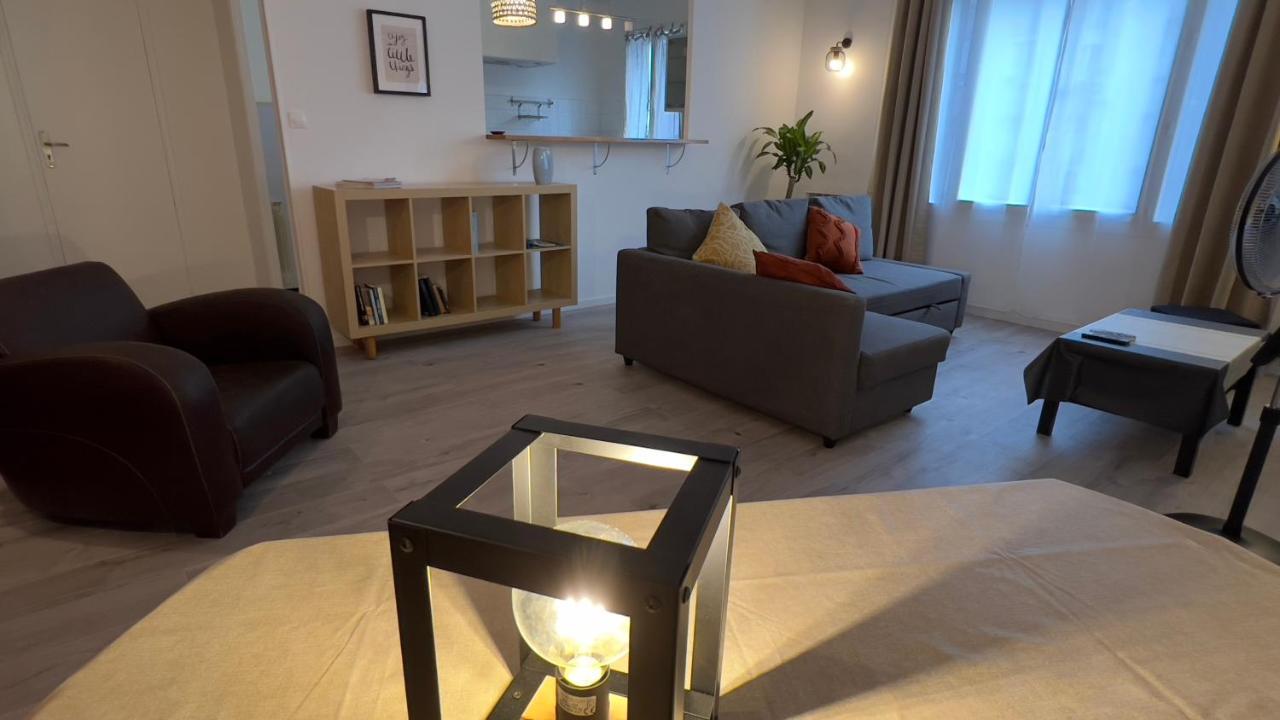 Escale Marseillaise, Grand T2 Calme, Pres Du Vieux Port Pour 2 A 4 Personnes, Nettoyage Rigoureux Apartment Marseille Bagian luar foto